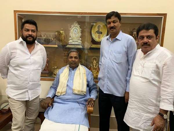 ರಮೇಶ್ ವಿರುದ್ಧ ಸ್ಪೀಕರ್‌ಗೆ ದೂರು ನೀಡಿರುವ ಸಿದ್ದರಾಮಯ್ಯ