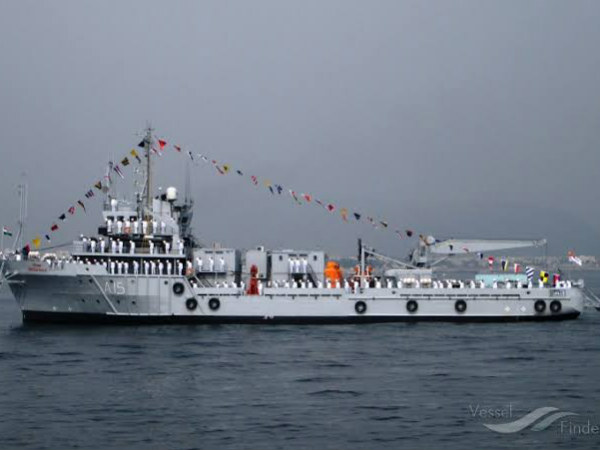 ಬೋಟ್ ಹುಡುಕಾಟ ಮಾಡುವ ನಾಟಕ ಬೋಟ್ ಹುಡುಕಾಟ ಮಾಡುವ ನಾಟಕ