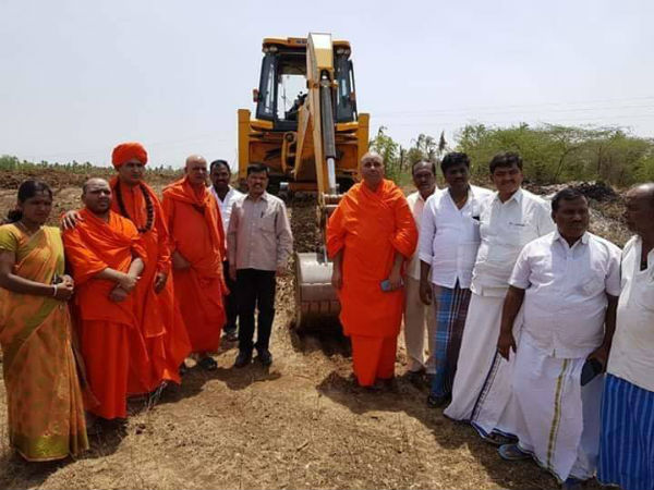 Swamijis involved in lake development