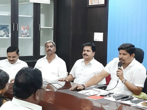 ಉಮೇಶ್ ಶೆಟ್ಟಿ ಅವರಿಂದ ಚರ್ಚೆ