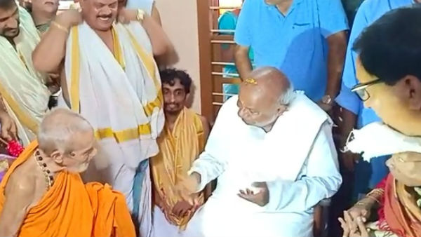 Deve Gowda visits Sri Krishan Mutt
