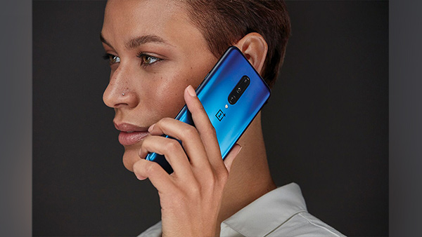 ಆಕರ್ಷಕ ಡಿಸ್‍ಪ್ಲೇ ಅನಾವರಣ