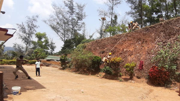 ಪೊಲೀಸ್ ಅಧಿಕಾರಿಗಳಿಗೆ ತರಬೇತಿ