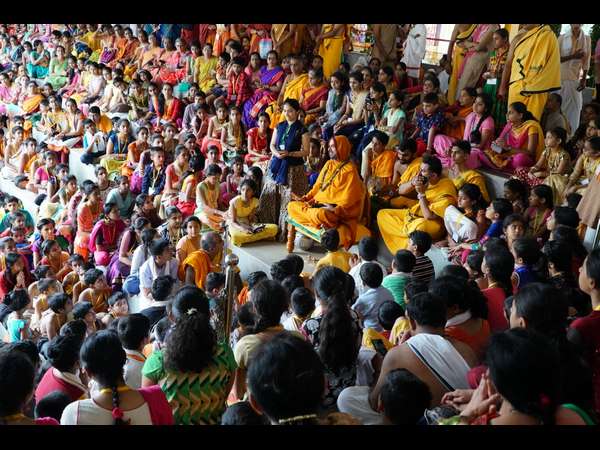 Raghaveshwara Seer religious speech in Shankara Jayanthi at Siddapura 