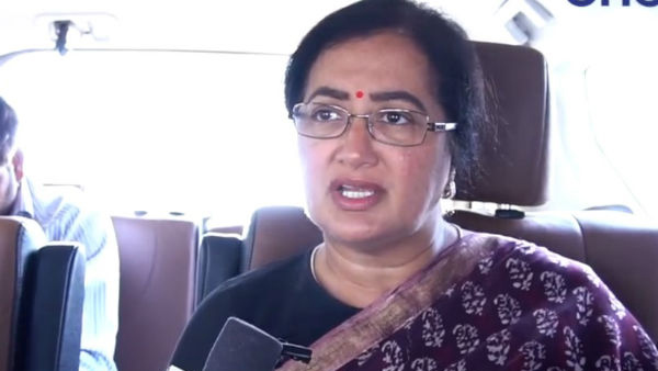 ಪಕ್ಷೇತರರಾಗಿ ಸ್ಪರ್ಧಿಸಿ ಗೆದ್ದ ಸುಮಲತಾ ಪಕ್ಷೇತರರಾಗಿ ಸ್ಪರ್ಧಿಸಿ ಗೆದ್ದ ಸುಮಲತಾ