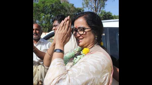 ನಾಯ್ಡು, ಗಂಡ ಸತ್ತು ಮೂರು ತಿಂಗಳು ಆಗಿಲ್ಲ ಹೇಳಿಕೆ ನಾಯ್ಡು, ಗಂಡ ಸತ್ತು ಮೂರು ತಿಂಗಳು ಆಗಿಲ್ಲ ಹೇಳಿಕೆ