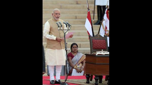 ಪ್ರಧಾನಿ ಪ್ರಮಾಣವಚನದ ಜೊತೆ ಹೊಸ ಲೋಕಸಭೆ ಪ್ರಾರಂಭ 