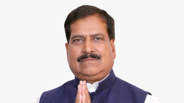 ಸುರೇಶ್ ಅಂಗಡಿ