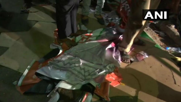 ಸ್ವಲ್ಪ ಮುಂಚಿತವಾಗಿ ಆ ಸ್ಥಳವನ್ನು ಬಿಟ್ಟಿದ್ದರು 