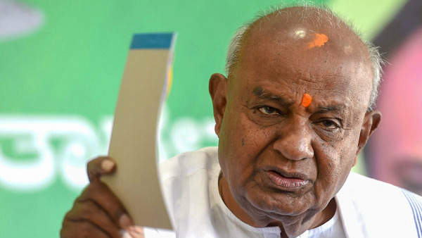ದೂರು ನೀಡಿರುವ ಬಗ್ಗೆ ಮಾಹಿತಿ ಇಲ್ಲ: ದೇವೇಗೌಡ