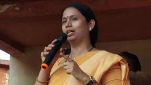 ಡಿಸಿ ಬದಲಾದರೆ ನ್ಯಾಯ ಕೊಡಿಸುವೆ: ಲಕ್ಷ್ಮಿ ಡಿಸಿ ಬದಲಾದರೆ ನ್ಯಾಯ ಕೊಡಿಸುವೆ: ಲಕ್ಷ್ಮಿ