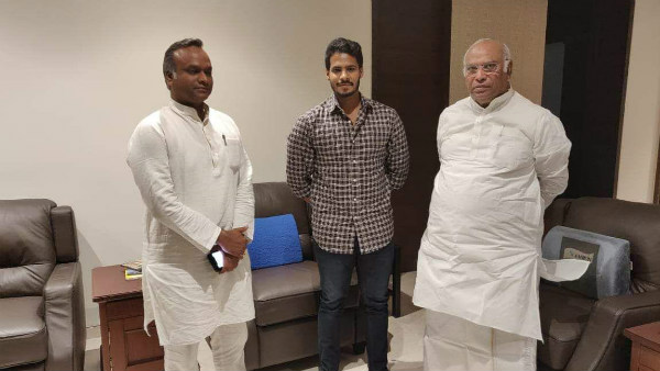 ಖುಷಿಯಿಂದ ಆಶೀರ್ವದಿಸಿದ ಖರ್ಗೆ