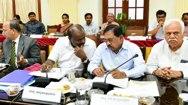 ಅಧಿಕಾರಿಗಳಿಗೆ ಅಭಿನಂದನೆ