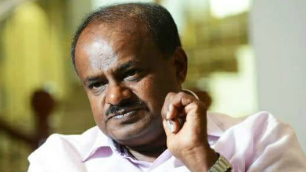 ಕೆಲಸವಿಲ್ಲದೆ ಚೇಷ್ಟೆ ಮಾಡಿಕೊಂಡಿದ್ದಾರೆ 