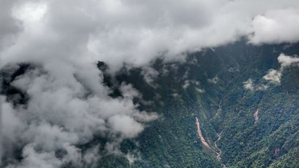 ಸುರಕ್ಷಿತವಾಗಿ ಹೊರಬರಲಿ