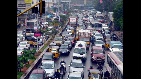 ನರೇಂದ್ರ ಟೆಂಟ್ ಪೆರಿಯಾರ್ ನಗರದ 