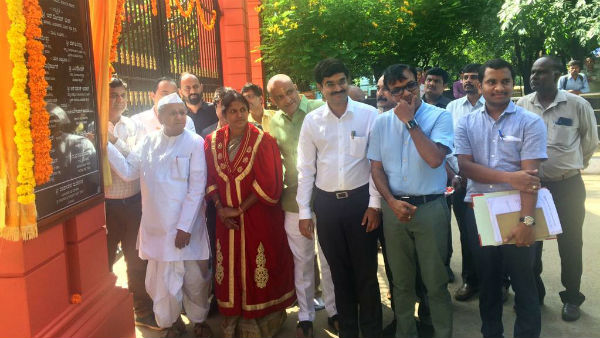 BBMP mayor inaugurates new entrance gate of Cubbon park 