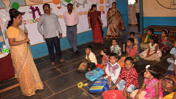 ಕನ್ನಡ ಮತ್ತು ಇಂಗ್ಲಿಷ್ ಭಾಷೆ