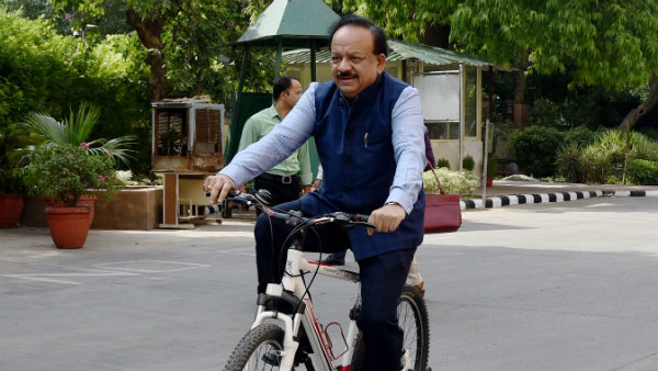 ಎರಡೆರಡು ಹೊಣೆಗಾರಿಕೆ 