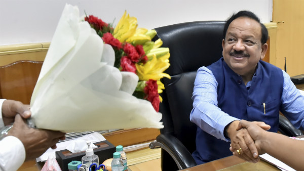 ಇಎನ್‌ಟಿ ತಜ್ಞ ಹರ್ಷವರ್ಧನ್ 