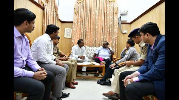 ಹೈ.ಕ. ಶಾಲೆಗಳ ಅಭಿವೃದ್ಧಿ 