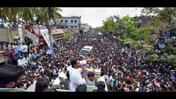 ವಯಸ್ಸು, ಶೈಕ್ಷಣಿಕ ಅರ್ಹತೆ ವಯಸ್ಸು, ಶೈಕ್ಷಣಿಕ ಅರ್ಹತೆ