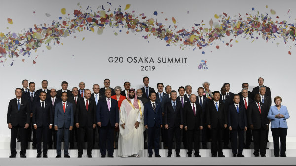 ಇಲ್ಲಿ 'ಫ್ಯಾಮಿಲಿ ಫೋಟೊ' ಇರುವುದೇಕೆ? 