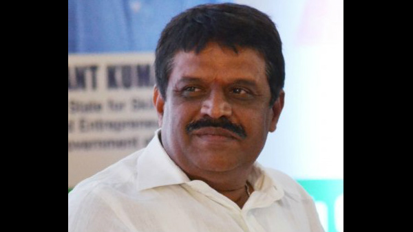  ಮನೆ ನಿರ್ಮಾಣಕ್ಕೆ ಅನುದಾನ ನೀಡಿ