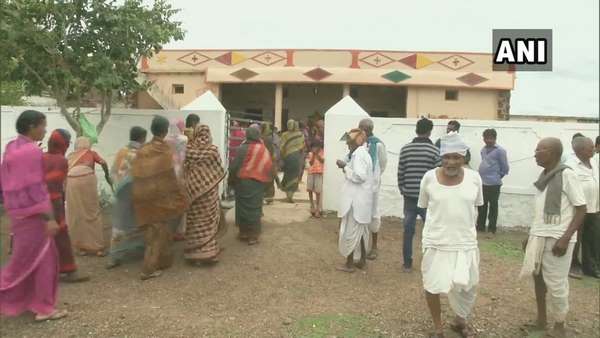 ಮುಗಿಲು ಮುಟ್ಟಿದ ಆಕ್ರಂದನ 