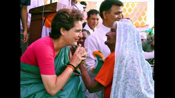 ಪ್ರಿಯಾಂಕಾಗೆ ಮನವಿ 