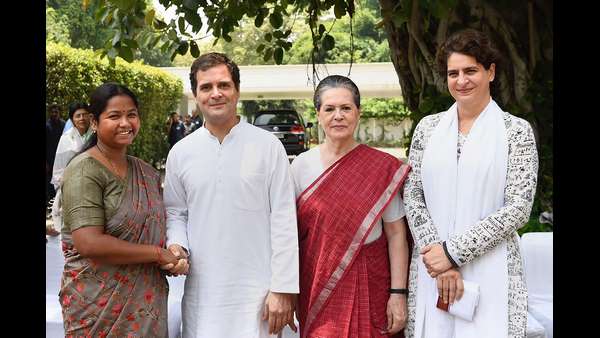 ಅಮೇಥಿಯಲ್ಲಿನ ಸೋಲು ರಾಹುಲ್ ಗೆ ಅರಗಿಸಿಕೊಳ್ಳಲು ಸಾಧ್ಯವಾಗುತ್ತಿಲ್ಲ 