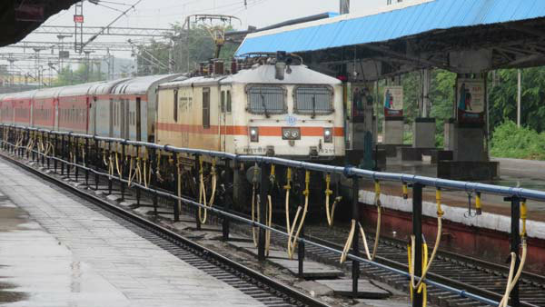 ಸಿಸಿಟಿವಿ ಕ್ಯಾಮರಾದಲ್ಲೂ ದರೋಡೆಕೋರರ ಸುಳಿವಿಲ್ಲ 