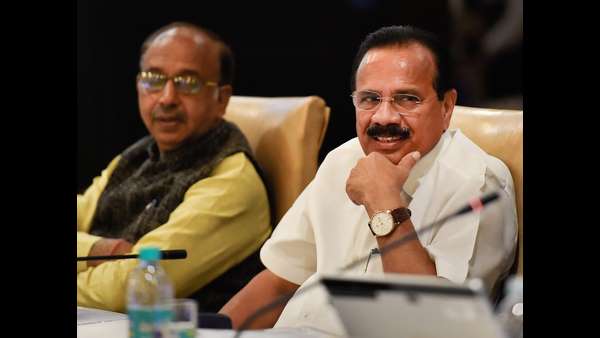 ರೈಲ್ವೆ ರಾಜ್ಯ ಖಾತೆ ಮಂತ್ರಿ ಆಗಿದ್ದಾಗ ಸಹಾಯ