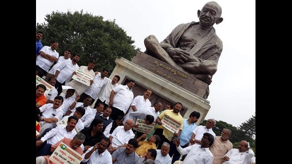ರಮೇಶ್ ಕುಮಾರ್ ಮೇಲೆ ಬಿಜೆಪಿ ಅಸಮಾಧಾನ