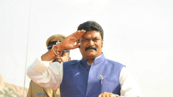 ಆನಂದ್ ಸಿಂಗ್ ರಾಜೀನಾಮೆ ಬಗ್ಗೆ ವ್ಯಂಗ್ಯ