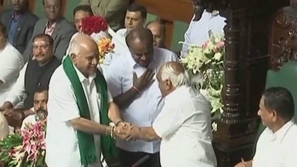 ನಿಯಮ ಪಾಲಿಸುತ್ತಾರೆ ರಮೇಶ್ ಕುಮಾರ್‌