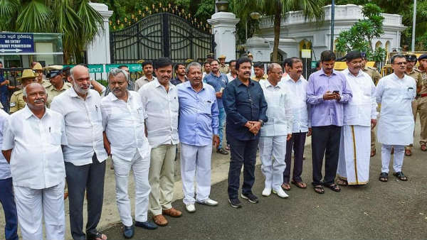 ಅತೃಪ್ತರ ಉಳಿಸಿಕೊಳ್ಳಲು ಬಿಜೆಪಿ ಕಸರತ್ತು