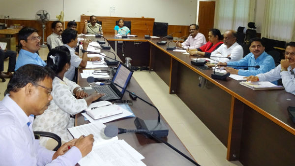 Government Departments should not associate with tobacco companies Hephsiba Rani Government Departments should not associate with tobacco companies Hephsiba Rani