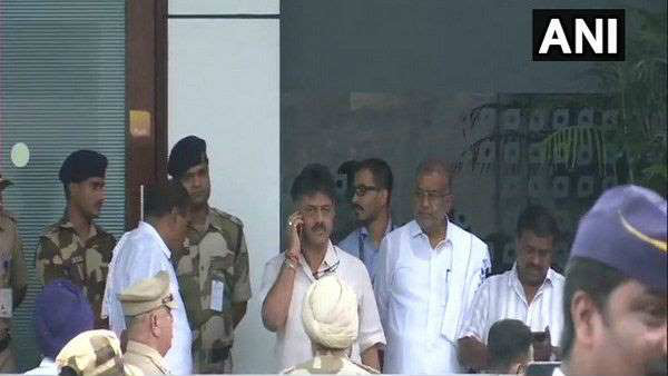 ಮಣಿಶಂಕರ್ ಅಯ್ಯರ್ ಕೂಡಾ ಅವರ ಡೆಡಿಕೇಷನ್ ಅವರನ್ನು ಮುಕ್ತಕಂಠದಿಂದ ಹೊಗಳಿದ್ದರು 