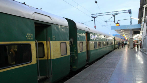 Garib Rath train will soon become past Garib Rath train will soon become past