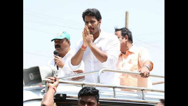 ಮತ ಹಾಕದವರ ಮನಗೆಲ್ಲುವ ಪ್ರಯತ್ನ 