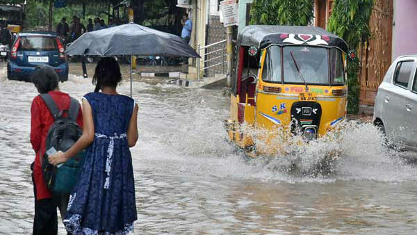 ಪ್ರವಾಹಕ್ಕೆ ತತ್ತರಿಸಿದ ಮೂರು ರಾಜ್ಯಗಳು 