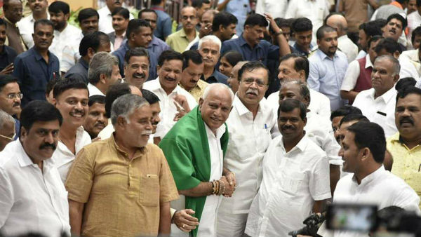 ರಾಜಣ್ಣ ಅವರ ಹೆಗಲ ಮೇಲೆ ಯಡಿಯೂರಪ್ಪ ಕೈ