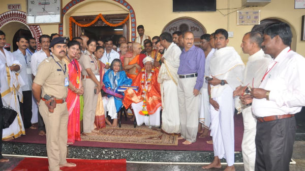Sri Lanka PM Ranil Vikramsinghe offer special pooja to Kollur Mookambika on astrologer advice 