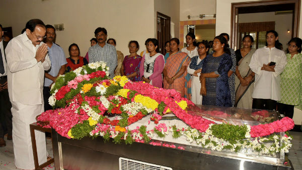 Venkaiah Naidu emotional in Rajya Sabha remembering Jaipal Reddy