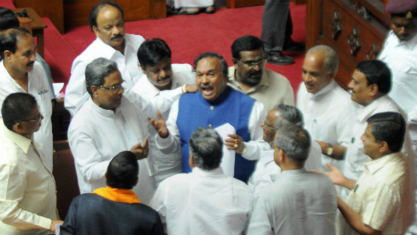 ಮೂರು ಡಿಸಿಎಂ ಹುದ್ದೆ ಸೃಷ್ಟಿ ಮಾಡಿ ಮೂಗುದಾರ 