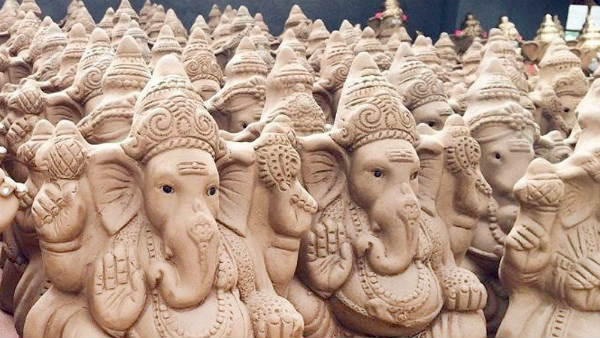 ಜನರಲ್ಲಿ ಜಾಗೃತಿ ಮೂಡಿಸಬೇಕು