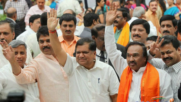 ಉಪಮುಖ್ಯಮಂತ್ರಿಯಾಗಿ ಪ್ರಮಾಣ ವಚನ!