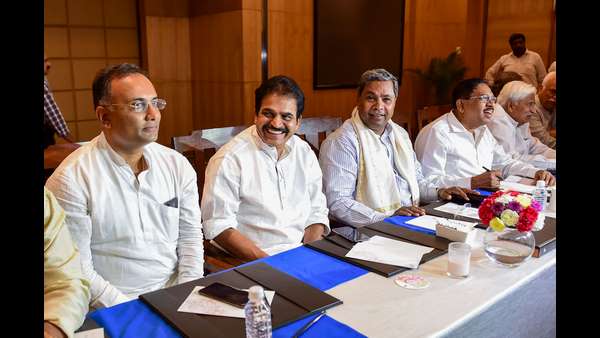 'ಒಂದಿಬ್ಬರು ಕೆಪಿಸಿಸಿ ಅಧ್ಯಕ್ಷರ ಬದಲು ಮಾಡಲಾಗದು'