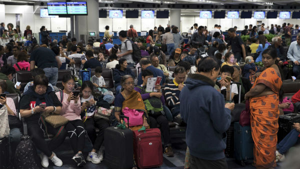 Hong Kong Protest Continues Airport Flights Shut Down Hong Kong Protest Continues Airport Flights Shut Down